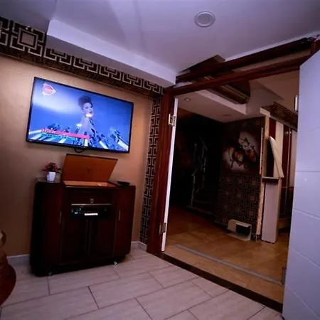 The Hotel 3*